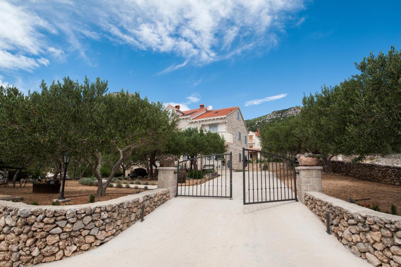 Villa Franka With Swimming Pool Bol Exterior photo